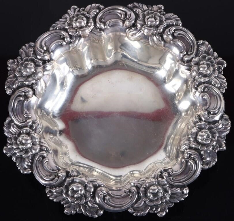 VINTAGE FRANK WHITING REPOUSSE STERLING BOWL (1 of 5)