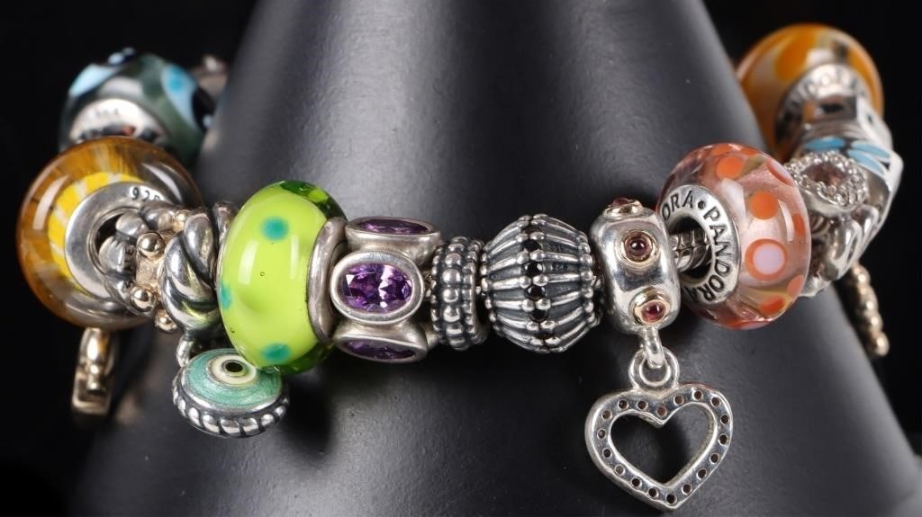 PANDORA STERLING SILVER CHARM BRACELET W/ GAR & AM (1 of 5)