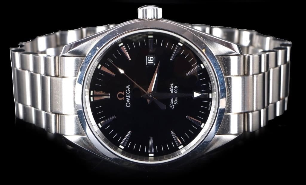 OMEGA SEAMASTER AQUA TERRA MENS WRISTWATCH W/ BOX: Omega Swiss made Seamaster Aqua Terra men's wristwatch w/ original boxing and new battery. This watch features a sapphire crystal, stainless steel crown bezel case and band, a black dial, and day/ tim