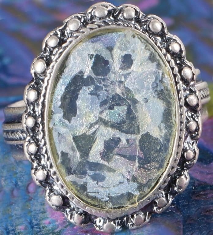 LULI HAMERSZTEIN STERLING ROMAN GLASS RING: Luli Hamersztein sterling silver Roman glass ring. The ring has a makers mark 925 Luli SR. Luli Hamersztein is an Israeli artisan.Weight: 4.97 GramsSize: US 7.0Condition: See images for complete