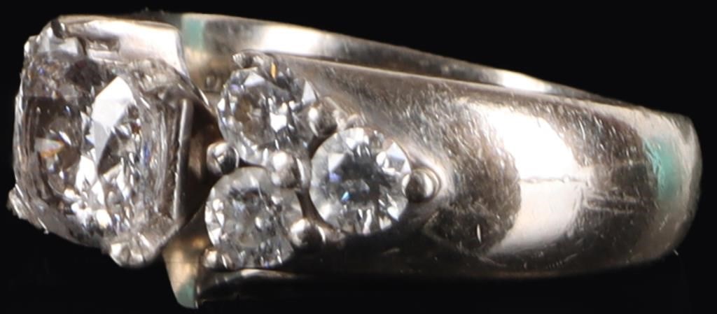 1.8CTW DIAMONDS 14K WHITE GOLD LADIES RING H VS2 - 3