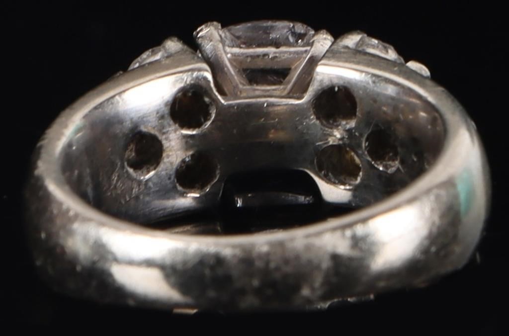 1.8CTW DIAMONDS 14K WHITE GOLD LADIES RING H VS2 - 4