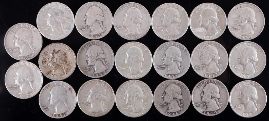 90% SILVER WASHINGTON QUARTERS ROLL OF 20: 90% silver Washington Quarter roll of 20.Weight: 125.00 GramsCondition: Ranges from Good to Extremely Fine.