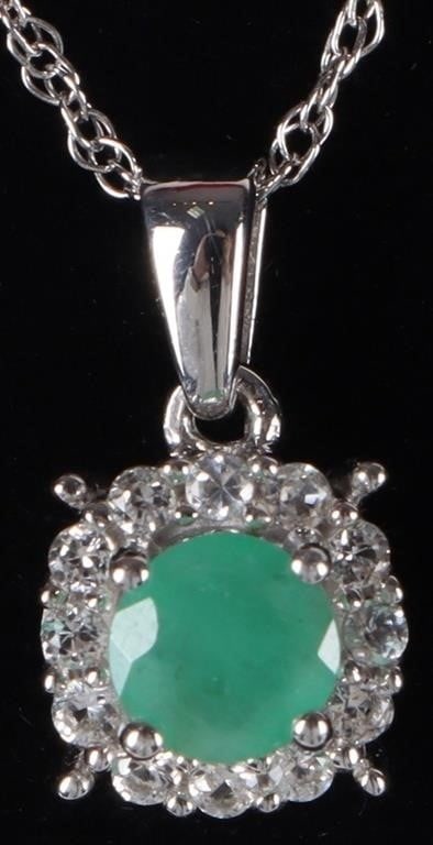 STERLING SILVER LADIES NECKLACE W/ ROUND EMERALD (1 of 4)