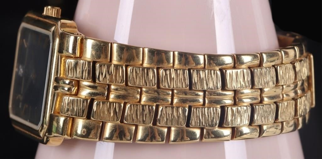 BULOVA GOLD-TONE MENS TANK WRISTWATCH C969515 - 3