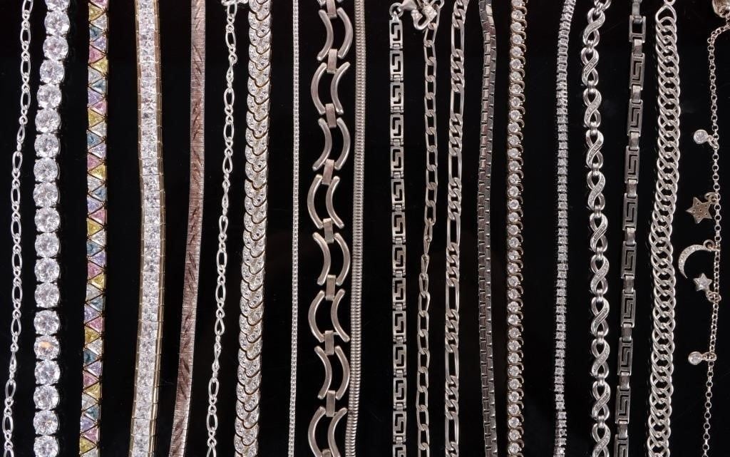 VARIOUS STERLING SILVER LADIES BRACELETS LOT OF 20 (1 of 11)