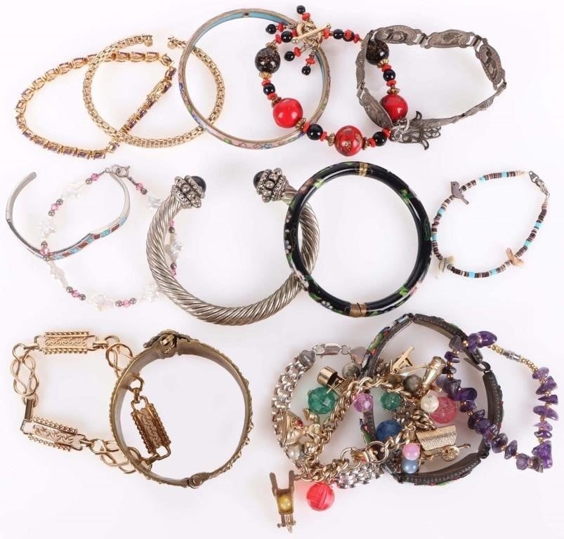 LARGE LOT OF LADIES BRACELETS AMETHYST AFRICA (16) (1 of 5)