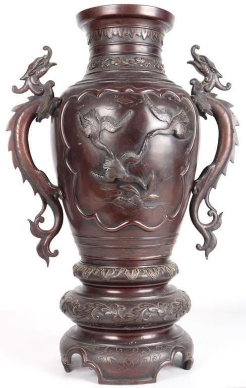 JAPANESE BRONZE TEMPLE URN MEIJI RESTORATION ERA (1 of 7)