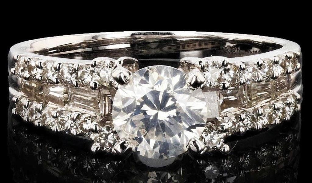 1.79 CTW DIAMOND 18K WHITE GOLD LADIES RING NEW (1 of 4)