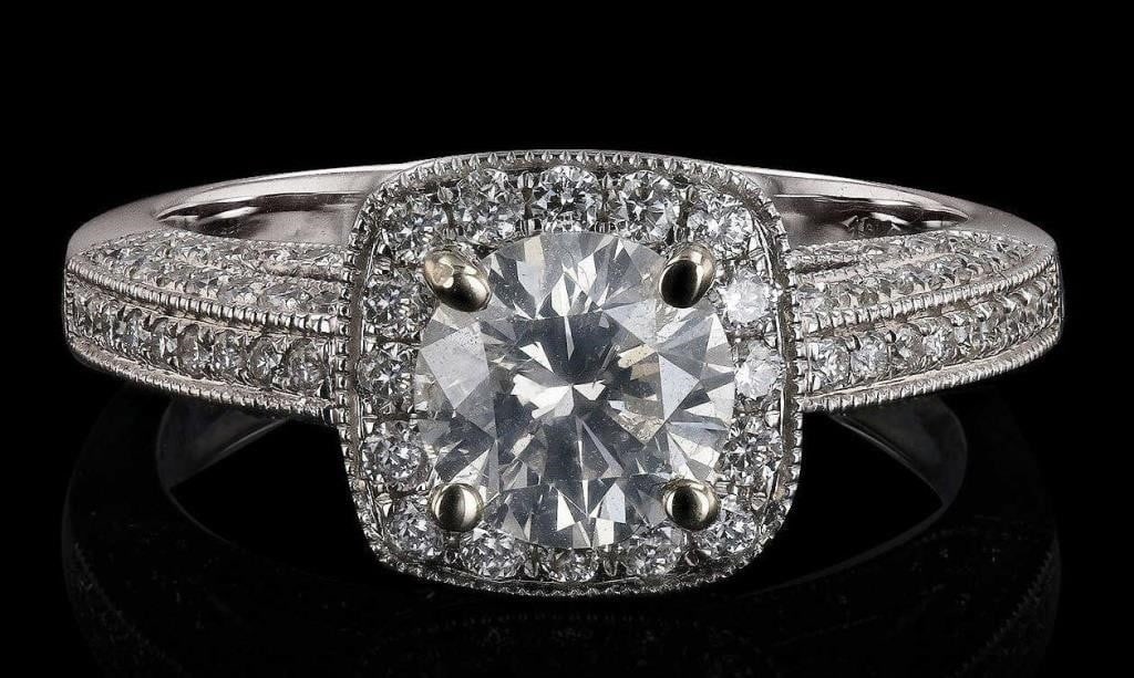 18K WHITE GOLD LADIES RING W/ 1.8CTW DIAMONDS EGL (1 of 6)