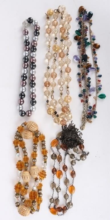 VINTAGE FASHION BEADED NECKLACES LOT (5) (1 of 6)