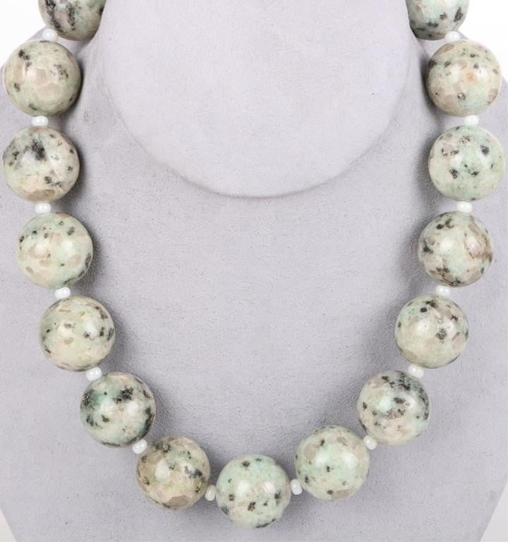LADIES NECKLACE W/ 17 KIWI JASPER SPHERES: Ladies necklace with 17 kiwi jasper spheres, each of which is around 3/4" in diameter. Stone Type: Kiwi Jasper Weight: 189 grams Condition: Very fine.