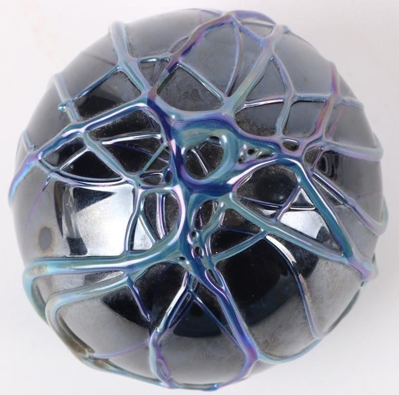 D. BAGWELL 1985 SIGNED ART GLASS PAPERWEIGHT: D. Bagwell 1985 Webbed blue and black design art glass signed paperweight. Size: 3.00" Condition: Little to no wear, see images for details.