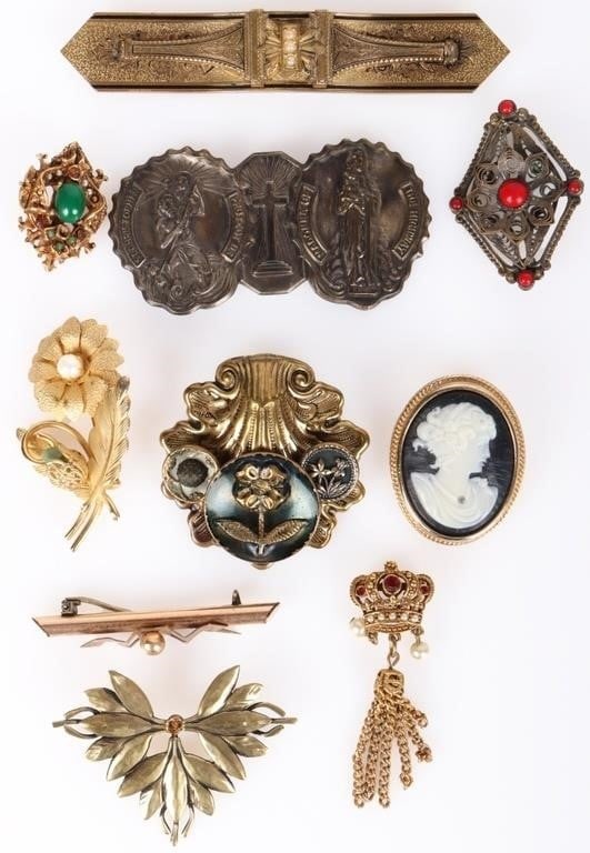 ANTIQUE BROOCHES LOT PEARL FILIGREE CAMEO (10) (1 of 4)