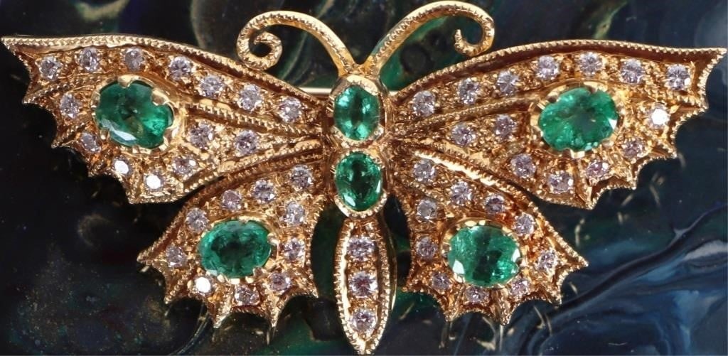 18K YELLOW GOLD DIAMOND EMERALD BUTTERFLY PIN (1 of 3)