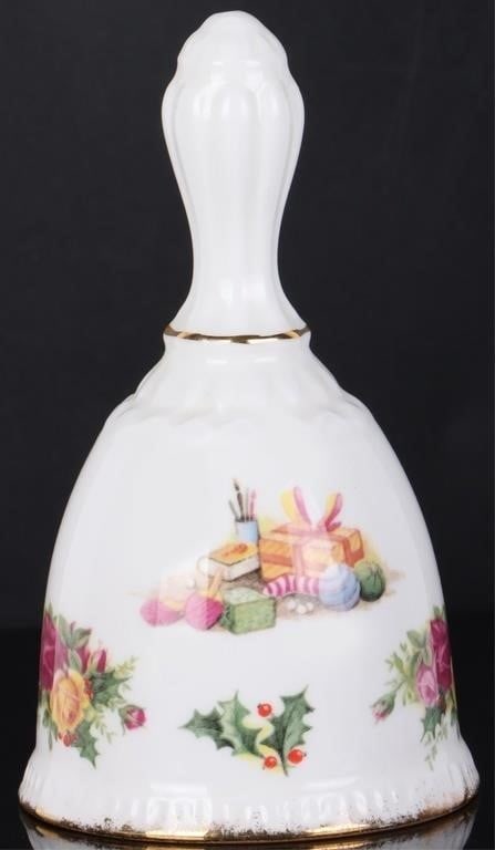 ROYAL ALBERT CHRISTMAS MAGIC BELL (1 of 5)