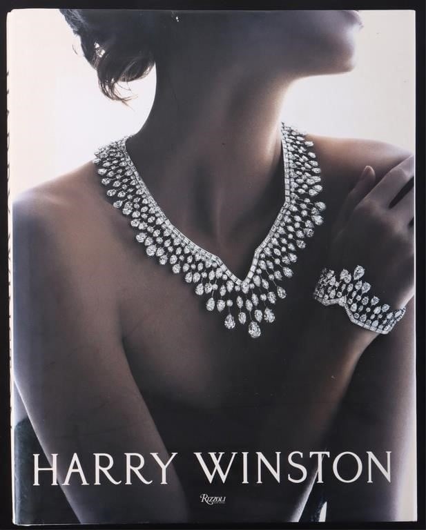 HARRY WINSTON 2012 RIZZOLI 1ST EDITION BOOK: Harry Winston 2012 Rizzoli 1st edition. Forward by Andre Leon Talley. This book showcases Harry Winston's most exquisite creations. Size: 11.75" X 15" Condition: See pictures.