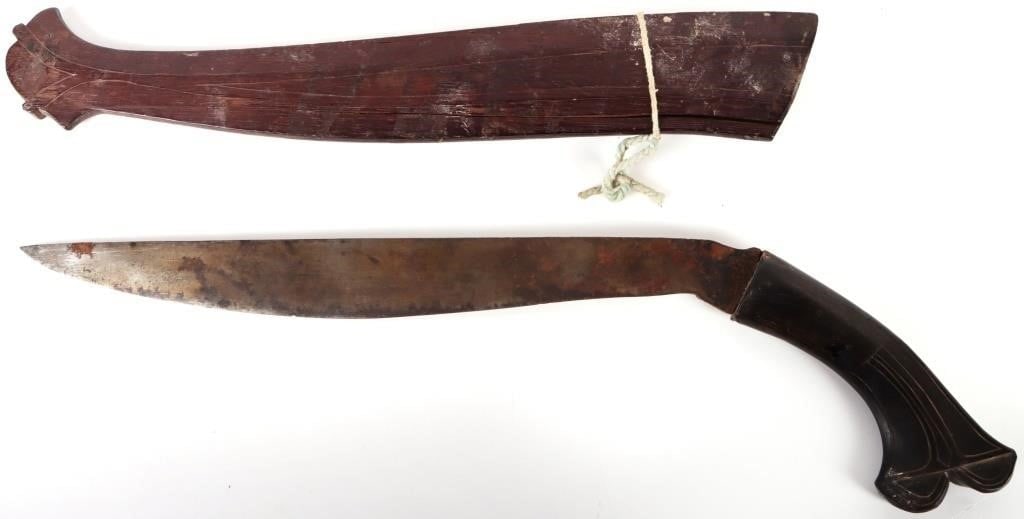 ANTIQUE FILIPINO PIRA KNIFE W/ SCABBARD (1 of 6)