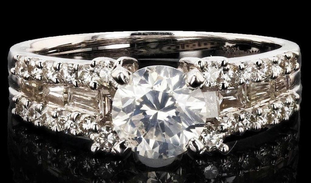 1.01 CT CENTER DIAMOND 18K GOLD RING 1.79CTW (1 of 4)