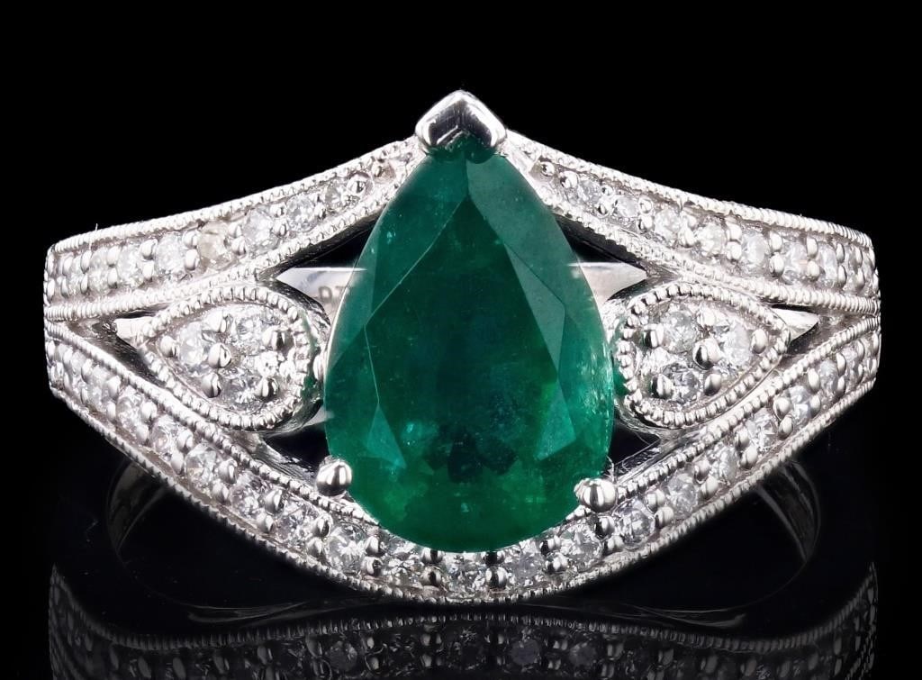 2.27CT EMERALD PLATINUM LADIES RING W/ DIAMONDS (1 of 3)