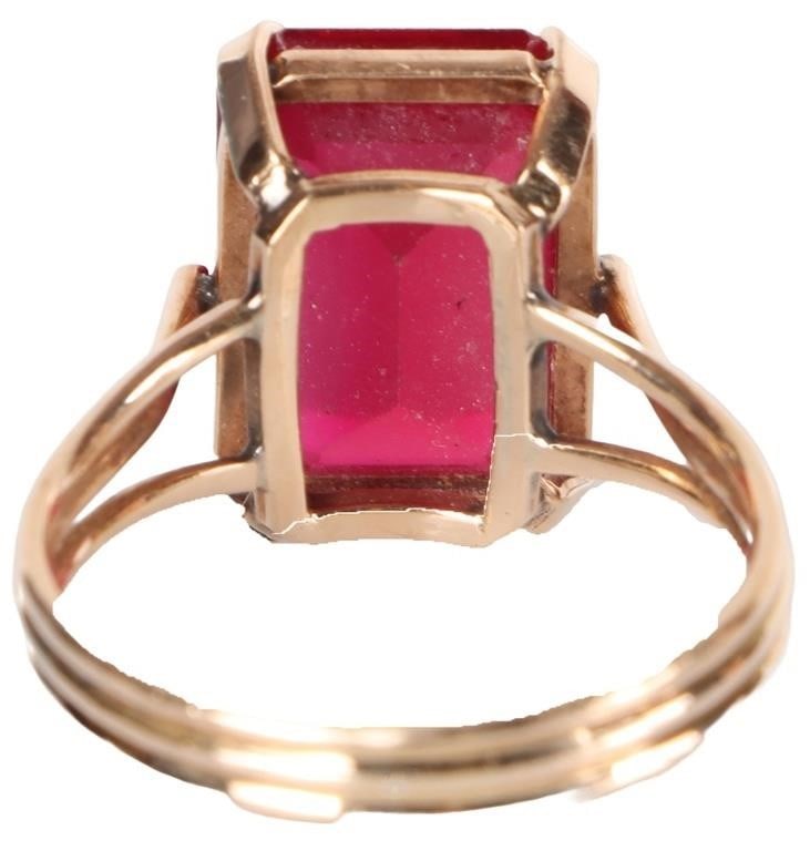 10K YELLOW GOLD RUBY LADIES RING - 4