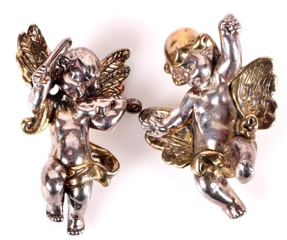 VINTAGE STERLING SILVER CHERUB PUFF BROOCHES: Vintage sterling silver cherub puff ladies brooches. Weight: 60.31 Grams Size: 2.75" Length Condition: See pictures.