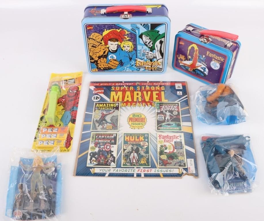 VINTAGE FANTASTIC FOUR & MARVEL COLLECTIBLES (1 of 5)