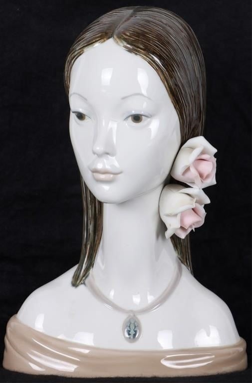 LLADRO LA MAJA RETIRED PORCELAIN 12.5' BUST #4668 (1 of 7)
