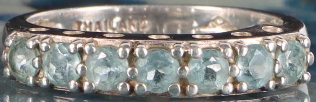 STERLING SILVER LADIES RING W/ SEVEN TOPAZ GEMS (1 of 4)
