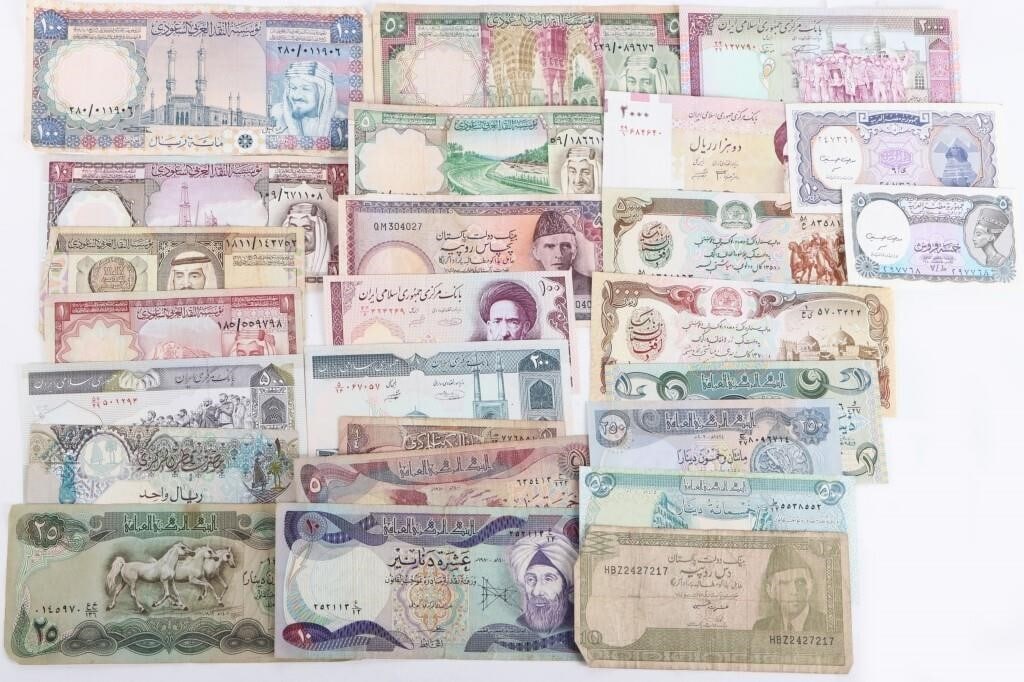 MIDDLE EAST VINTAGE BILLS GOOD QUALITY LOT OF 24 (1 of 5)