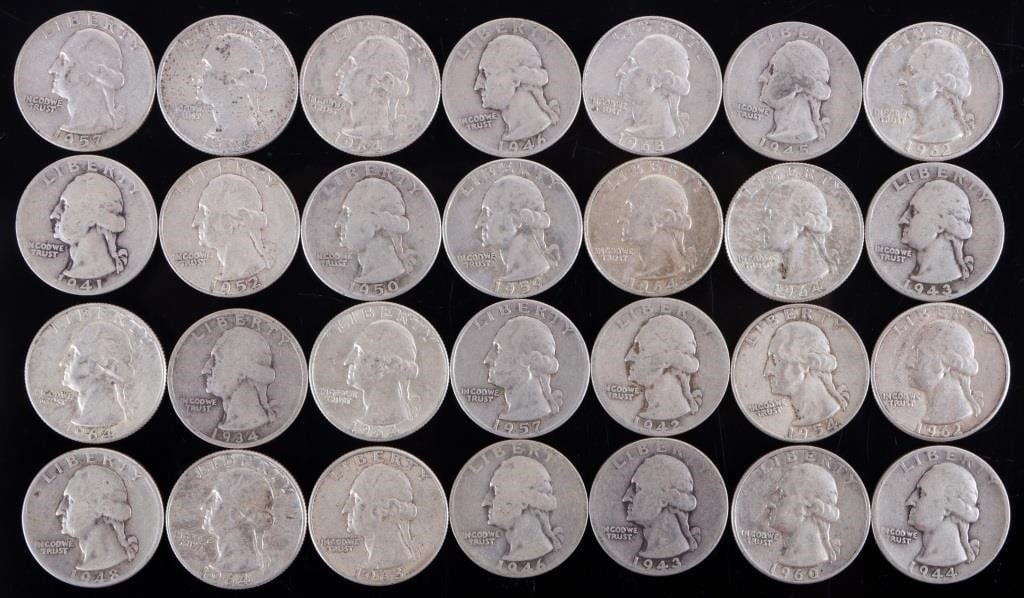 90% SILVER WASHINGTON QUARTERS ROLL OF 28: 90% silver Washington Quarter roll of 28. Weight: 175.00 Grams Condition: Ranges from Good to Extremely Fine.