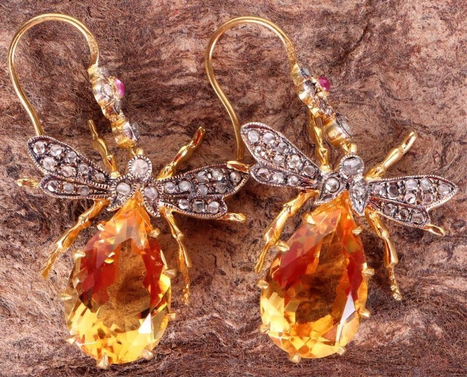 ~5.3CT CITRINE 14K GOLD & 925 BUG EARRINGS TOPAZ: Pair of insect earrings. The hooks are 14k yellow gold and each include a 0.01ct round-cut rose topaz gemstone, five 0.01ct round-cut moissanite and one 0.02ct round cut moissanite stone. The dangling