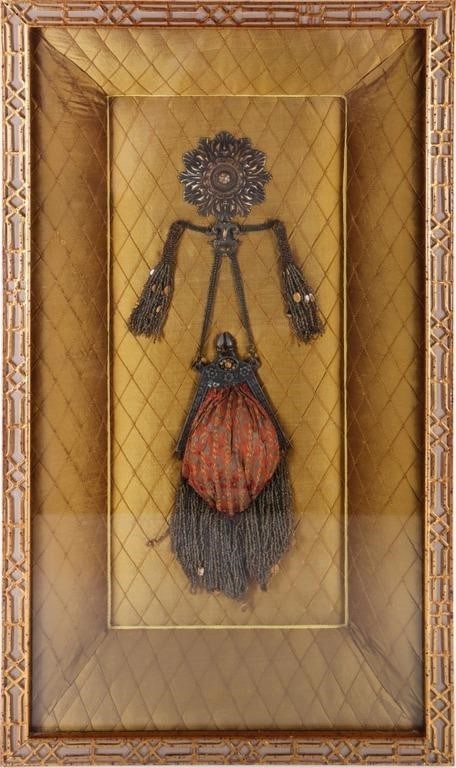 VINTAGE JOHN RICHARD SHADOW BOX W/ ANTIQUE PURSE (1 of 4)