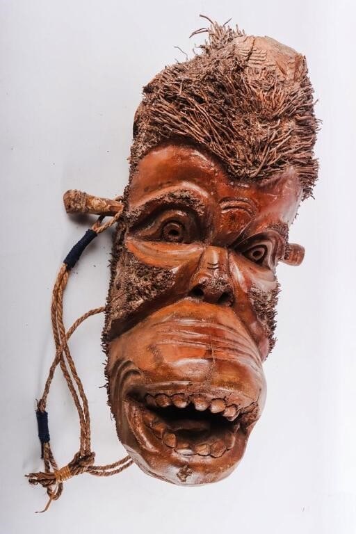 VINTAGE BALINESE MANGROVE MONKEY HEAD CARVING 20': Vintage Balinese (India) mangrove carving in the shape of a monkey head, perhaps depicting one of the monkeys from the Indian epic poem The Ramayana. Size: 20" X 14" X 10.5" Condition: See pictures.
