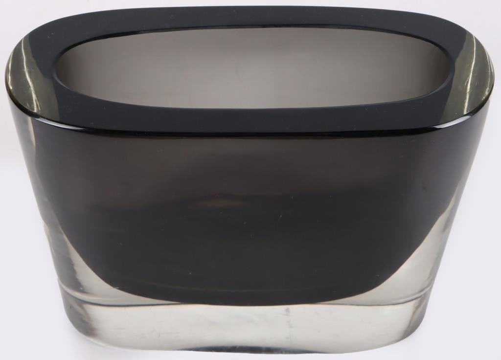 BLACK MID-CENTURY MODERN HEAVY GLASS VASE (1 of 3)