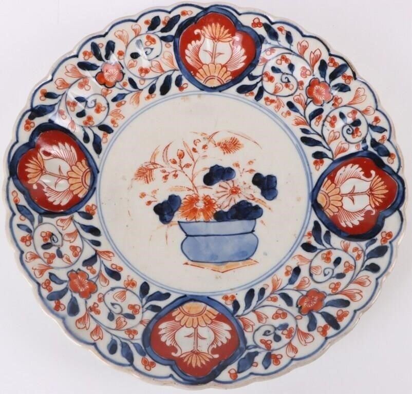 CHINESE UNMARKED IMARI PORCELAIN FLORAL PLATES (1 of 4)