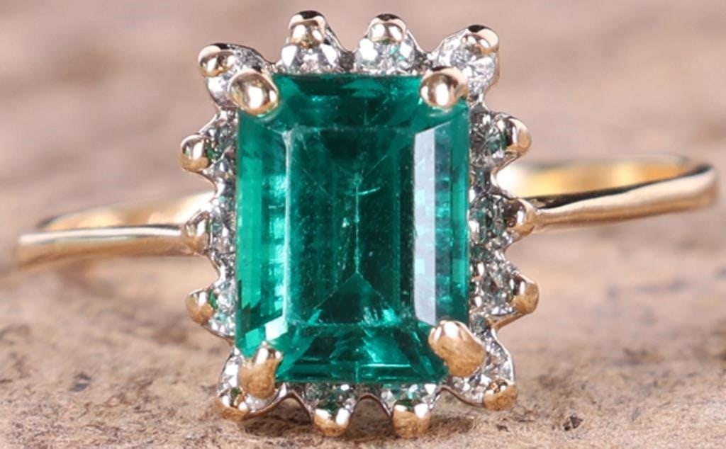14K YELLOW GOLD EMERALD DIAMOND LADIES RING (1 of 6)