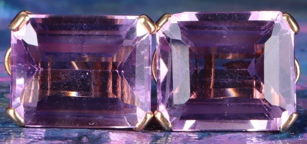 14K YELLOW GOLD PURPLE& RED SPINEL LADIES EARRINGS: 14K yellow gold purple & red bicolor spinel ladies earrings. Gemstones to include one 13.95mm X 12.02mm emerald cut purple & red spinel per each earring. Stone Type: Sapphire Weight: 8.04 Grams Size: 