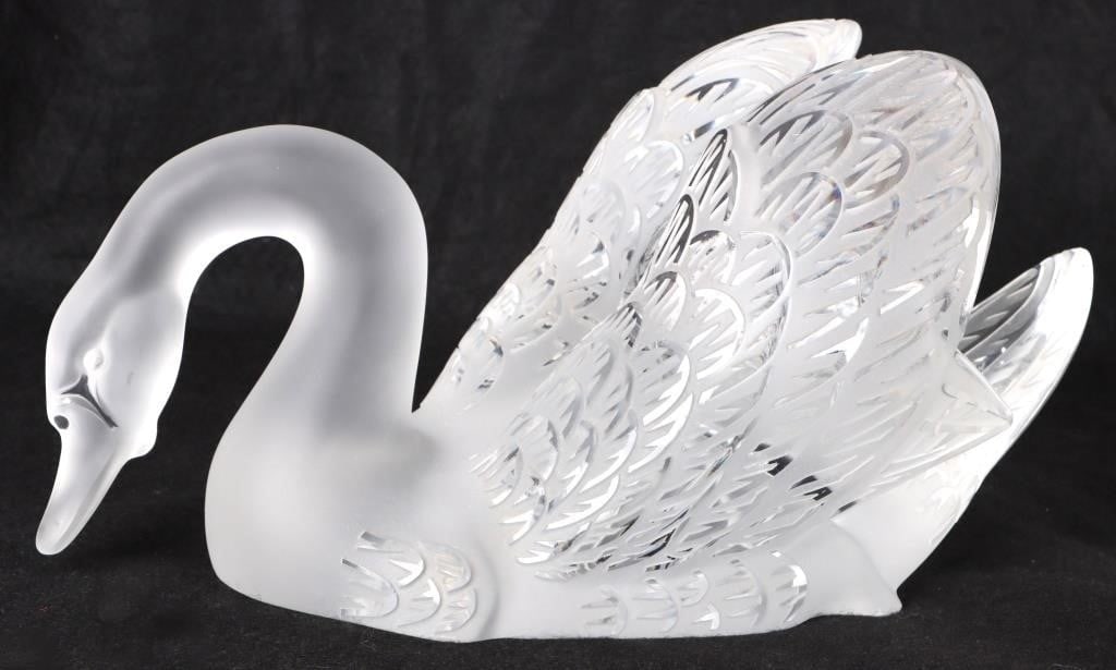 LALIQUE VINTAGE HEAD-DOWN SWAN FROSTED STATUE (1 of 6)