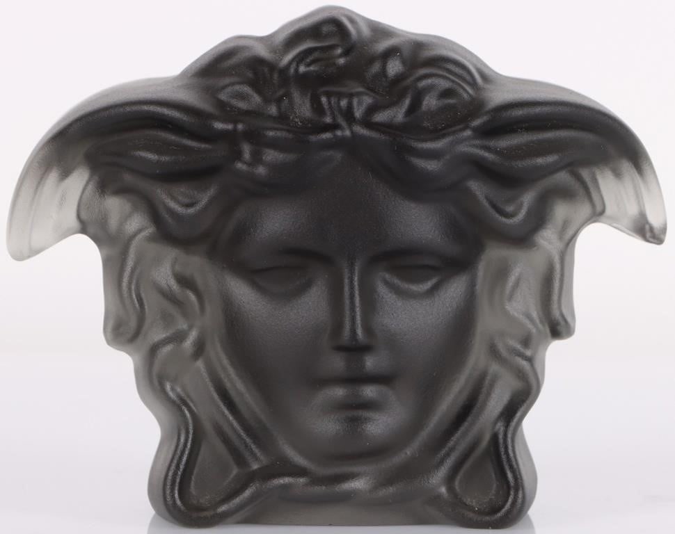 VERSACE ROSENTHAL BLACK MEDUSA GLASS PAPERWEIGHT (1 of 7)