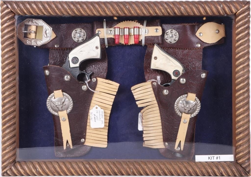 TEXAN JR. HALCO & HUBLEY DUO W/ HOLSTER & BELT (1 of 4)