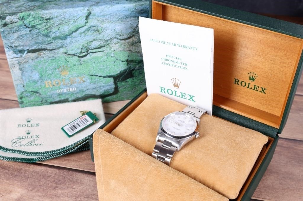 ROLEX OYSTER PERPETUAL DATE MENS WRISTWATCH W/ BOX: Rolex men's Oyster Perpetual date men's bracelet Watch, 34mm steel case and steel bracelet. Features a chronometer-certified automatic movement, sapphire crystal, and a cyclops lens over the date wind