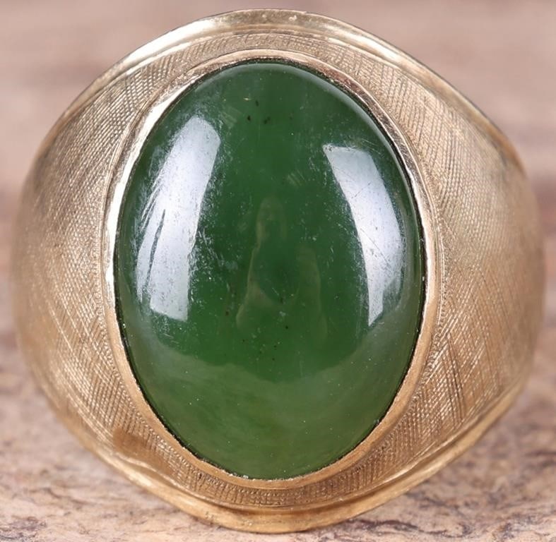 10K YELLOW GOLD CABOCHON NEPHRITE MENS RING (1 of 3)