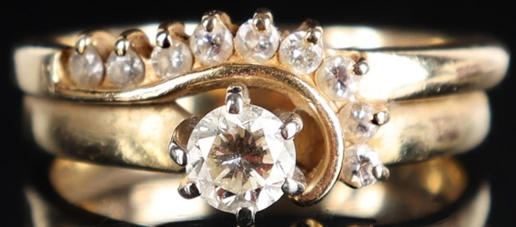 14K YELLOW GOLD NATURAL DIAMOND LADIES RING: 14K yellow gold natural diamond ladies ring. Gemstones to include one 0.25ct round cut natural diamond and nine 0.01ct round cut diamonds Stone Type: Diamond Weight: 4.30 Grams Size: 5.25 U.S. Conditi