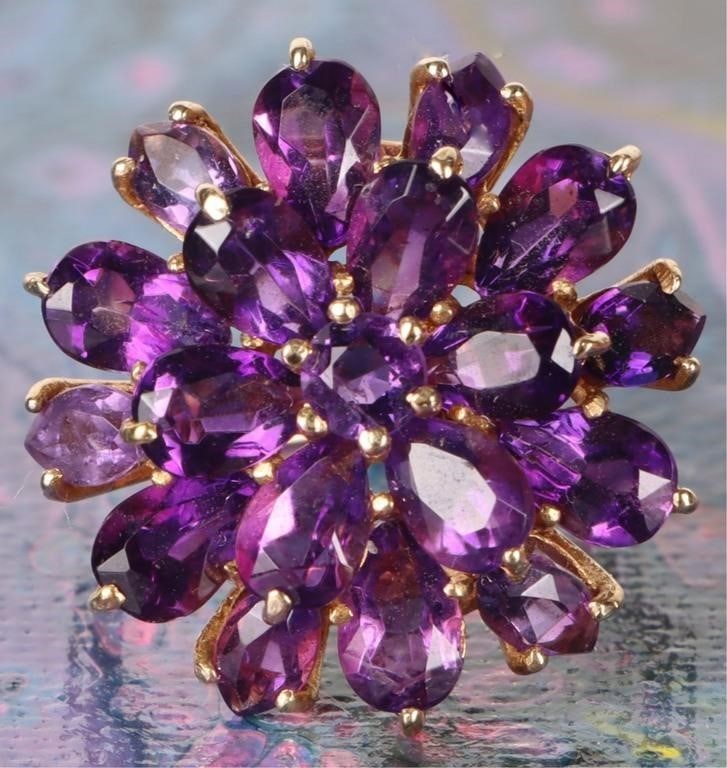 14K YELLOW GOLD LADIES RING W/ FLORAL AMETHYST (1 of 3)