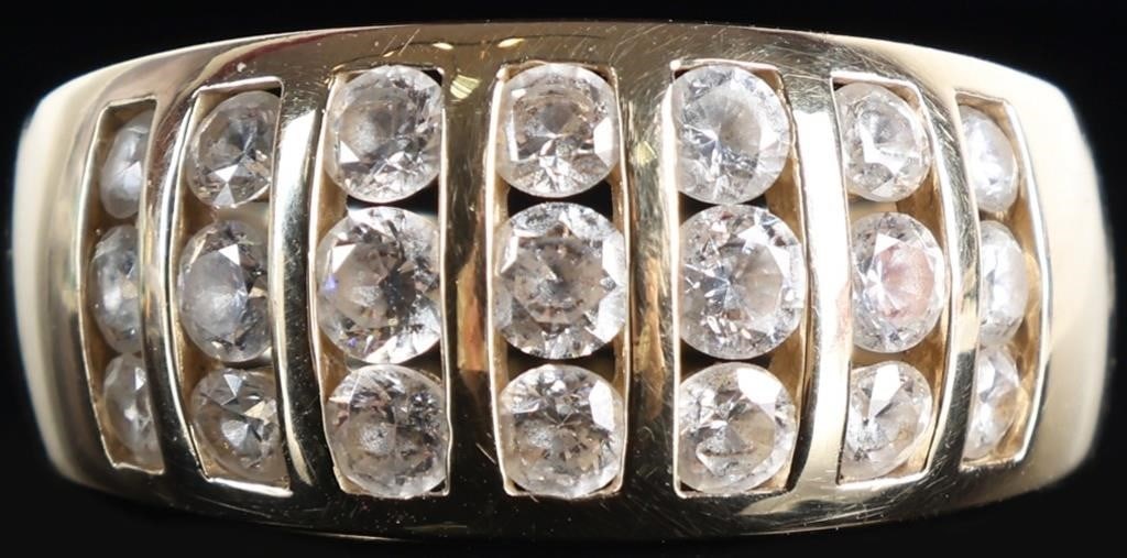 14K YELLOW GOLD DOME STYLE LADIES RING (1 of 6)