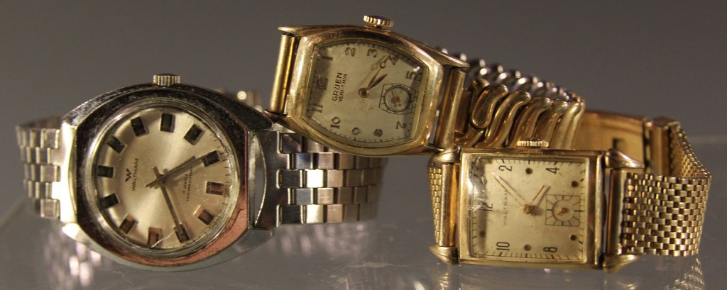 MENS ESTATE WATCHES: MENS ESTATE WATCHES 2 Waltham and 1 Gruen Veri-thin. Shipping / Pickup: We Will Ship This Item or Buyer Can Pick Up Lot Lot Location: #1 - Off North Monroe St.
