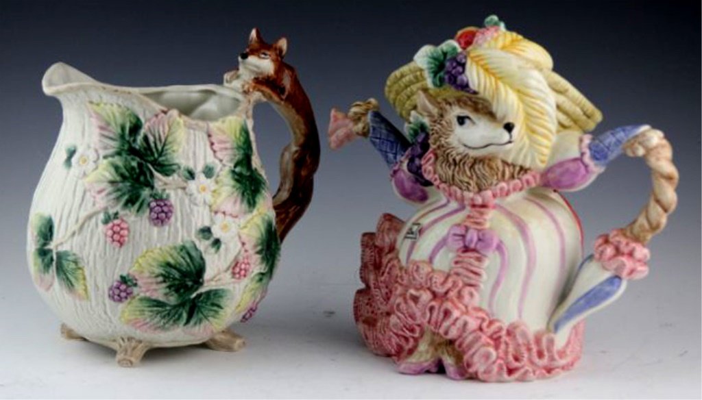 (2) FITZ AND FLOYD PORCELAIN FOX TEAPOT & PITCHER: (2) FITZ AND FLOYD PORCELAIN FOX TEAPOT & PITCHER Lot of two Fitz and Floyd porcelain items; includes fox motif pitcher and teapot. Size: 8" - 9" Shipping / Pickup: We Can Ship This Item Lot Location: