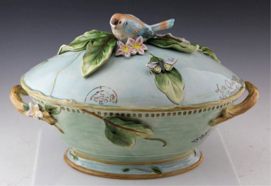 FITZ AND FLOYD TOULOUSE TUREEN WITH LADLE (1 of 5)