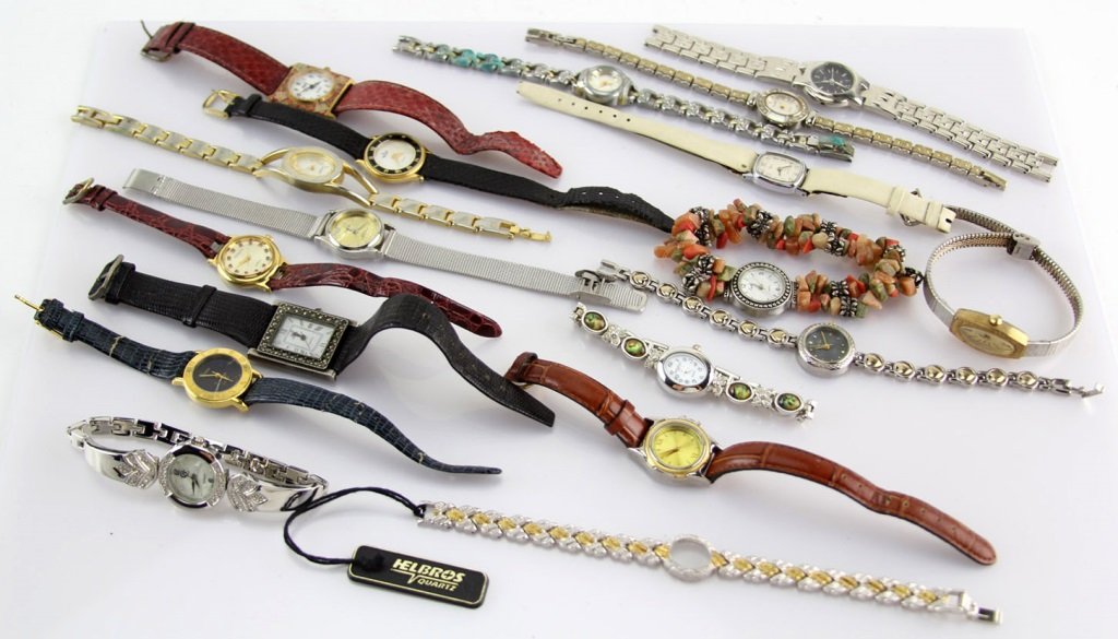 MIXED LOT LADIES FASHION WATCHES: MIXED LOT LADIES FASHION WATCHES Eighteen total Shipping / Pickup: We Can Ship This Item Lot Location: #1 - Cap. Cir. NE